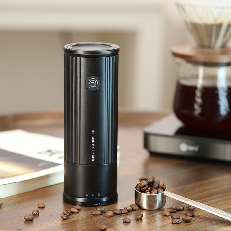 مطحنة قهوة صغيرة محمولة من زير - مراجعة Coffee Grinder Burr وسعره