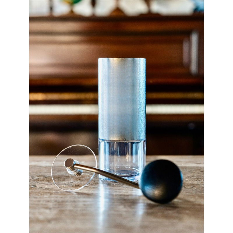 مطحنة قهوة يدوية كوماندر C40 م - مراجعة Coffee Grinder Burr وسعره